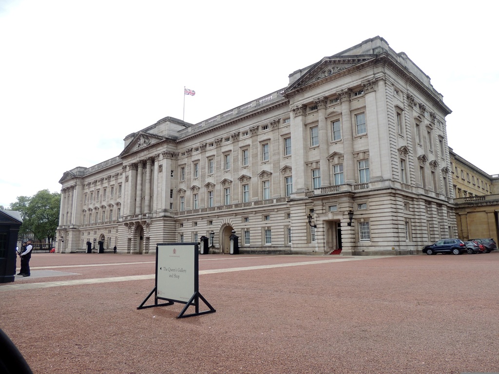 From Buckingham Palace to Borough Market